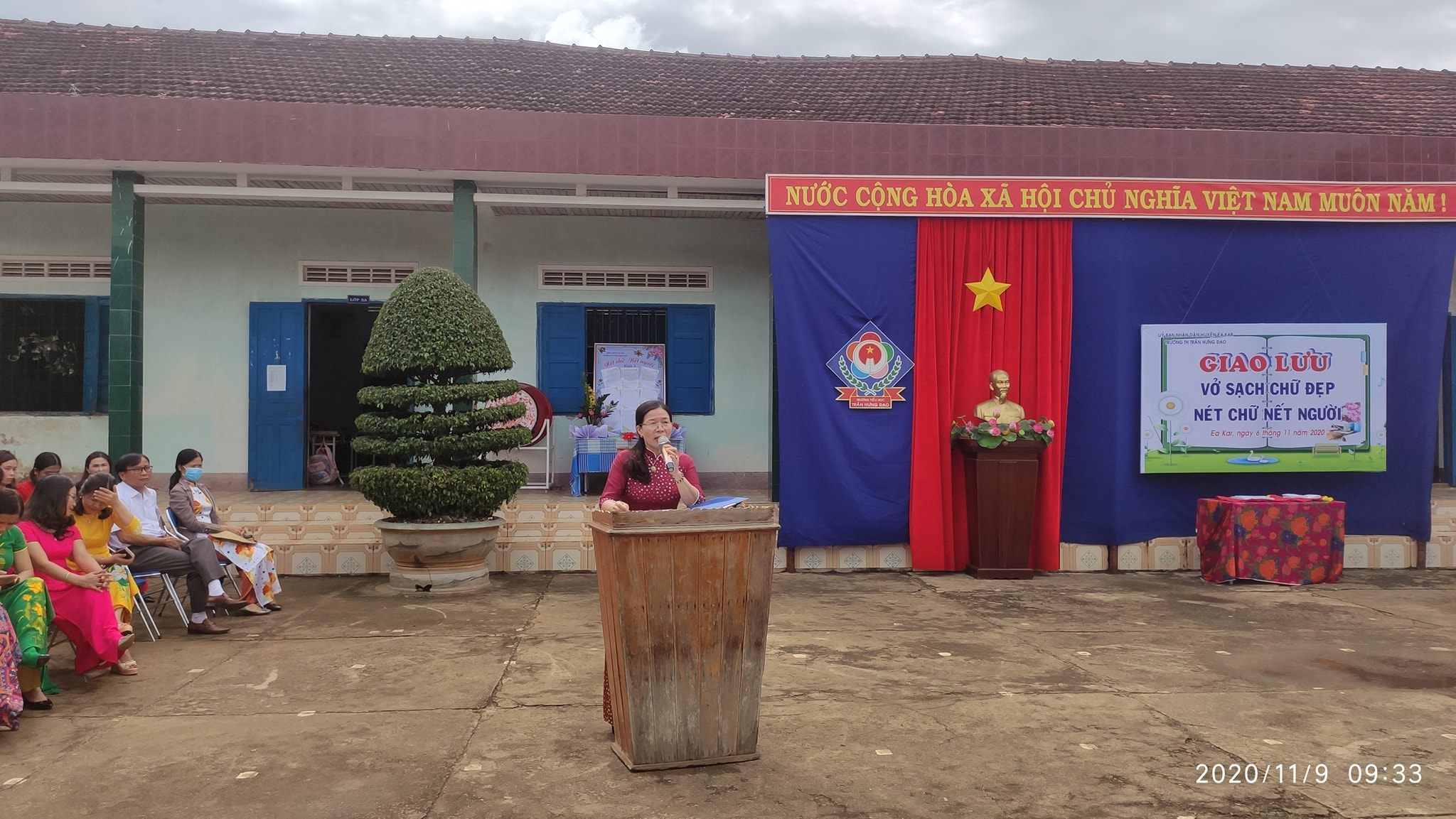 Hội thi “Vở sạch – Chữ đẹp” năm học 2020 – 2021